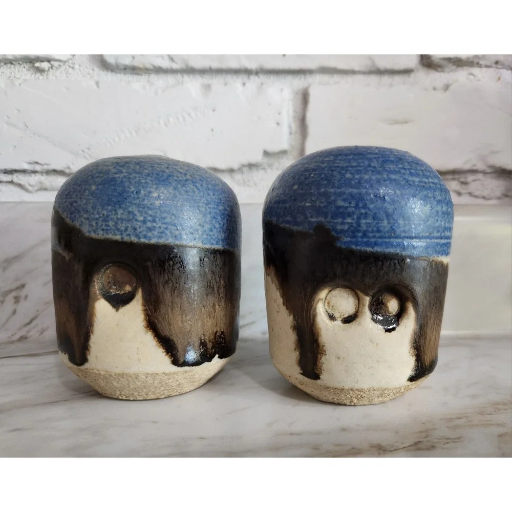 Vintage MCM Walter‎ Hartman Stoneware Pottery Salt And Pepper Shakers Drip Glaze